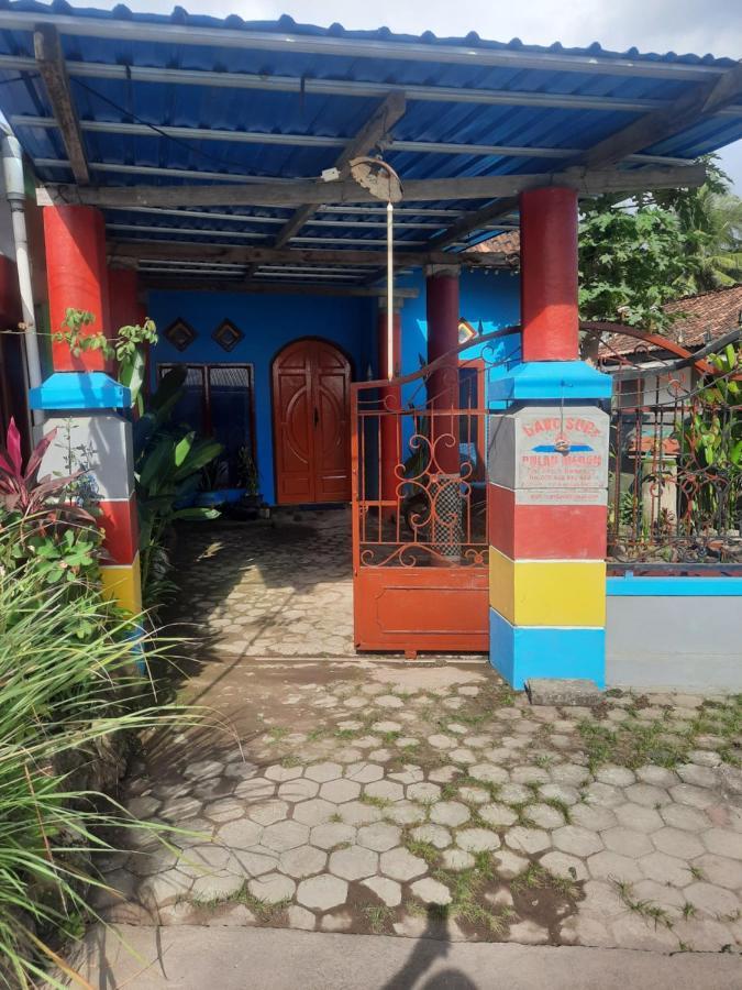 Red Beach Homestay Pasanggaran Eksteriør bilde