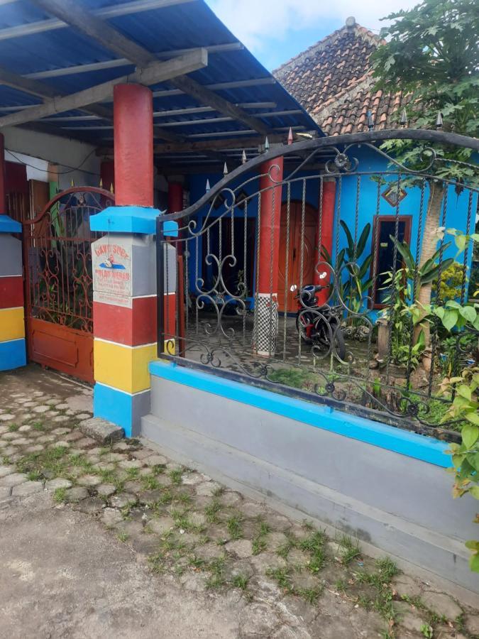 Red Beach Homestay Pasanggaran Eksteriør bilde