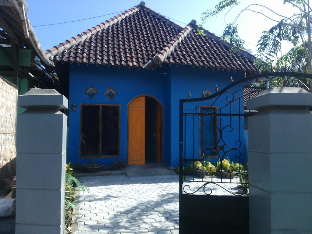 Red Beach Homestay Pasanggaran Eksteriør bilde